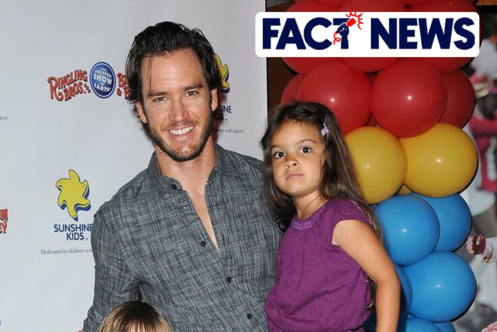 Ava Lorenn Gosselaar