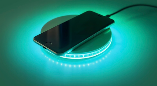 Innovative Charging Technology for Apple and Samsung Devices